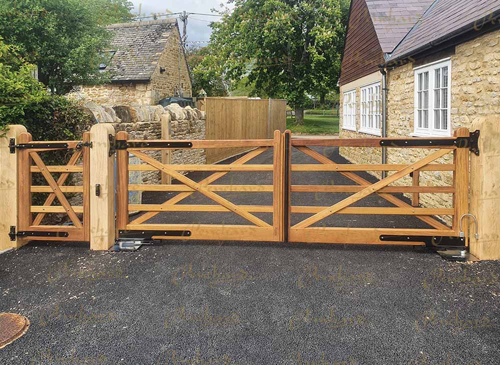 Hand Crafted wooden gates no 81
